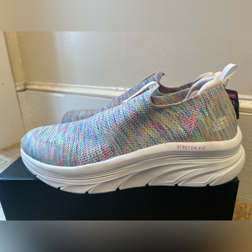 These are Skechers Women's D'Lux Walker Rainbow Sky Slip-On shoes